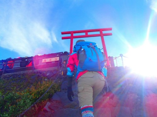 川口市　加圧パーソナルトレーニング　ダイエット　下半身　脚　むくみ　冷え　登山　富士山　山ガール　体力　持久力　スタミナ　日本一